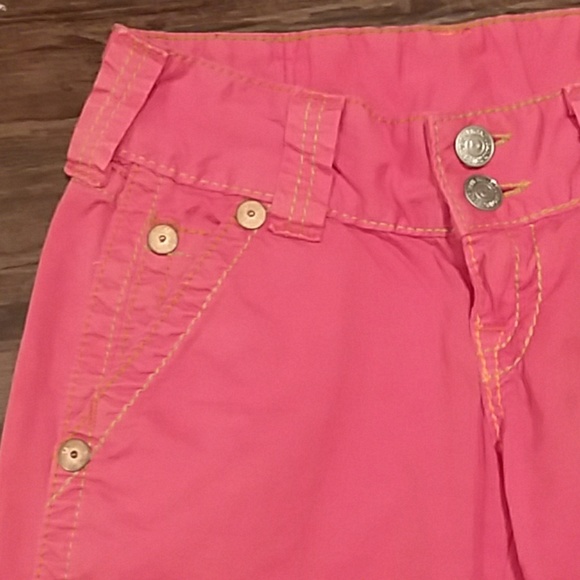 True Religion Sammy Big T Capris - Picture 4 of 8